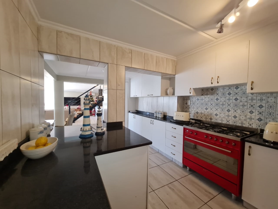 3 Bedroom Property for Sale in Fonteine Park Western Cape